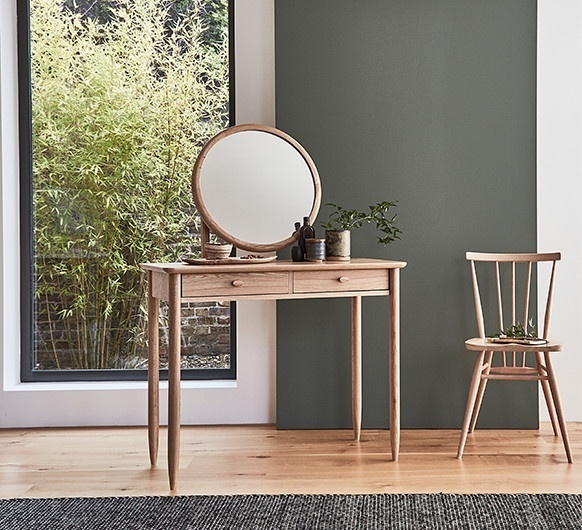 Start the New Year with timeless Ercol design at Brentham Furniture