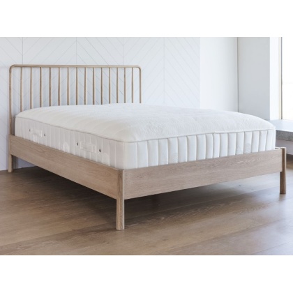Gallery Direct Wycombe 4ft 6in Double Spindle Bed