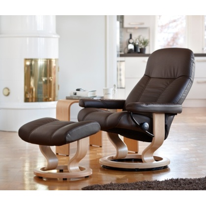 Stressless Consul Chair and Stool with Classic Base Stressless Consul Chair and Stool with Classic Base