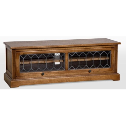 Old Charm OCH3198 Wide TV Stand Old Charm OCH3198 Wide TV Stand