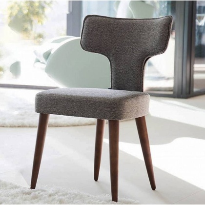 Fama Mili Dining Chair