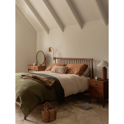 Ercol 2101 Salina Kingsize Spindle Headboard Bed