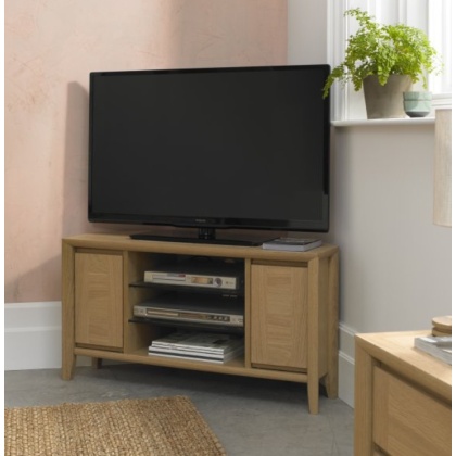 Bentley Designs Bergen Oak Corner Media Unit Bentley Designs Bergen Oak Corner Media Unit