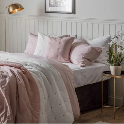 Gallery Cotton Stitch Bedspread - White Blush Gallery Cotton Stitch Bedspread - White Blush