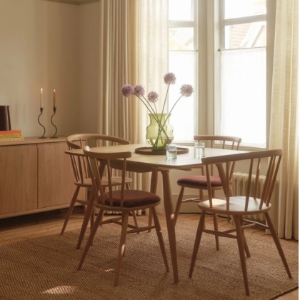 Ercol 4347 Heritage Small Extending Dining Table Ercol 4347 Heritage Small Extending Dining Table