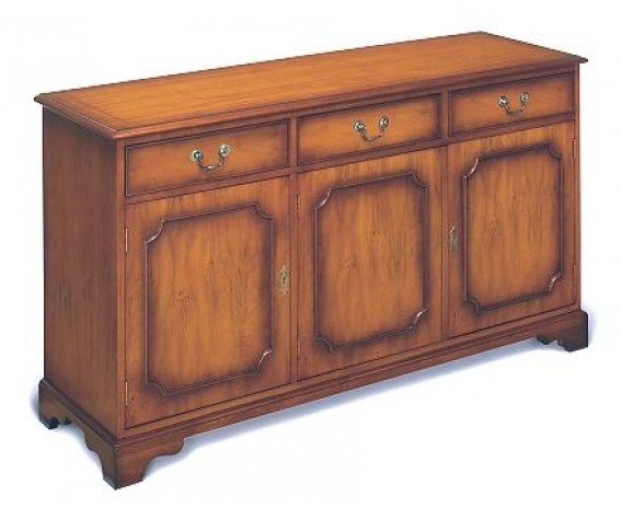 Bradley 369 Sideboard 3 Door