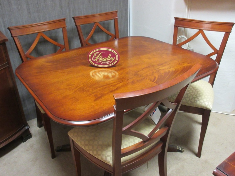 Bradley Furniture - Mahogany Dining Table & 4 Chairs - Clearance
