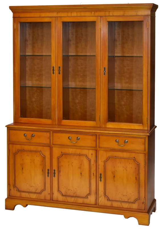 Bradley 941 Bow Display Cabinet 3 Door