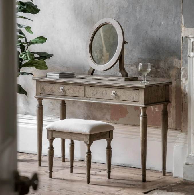 Gallery Rustique Dressing Table