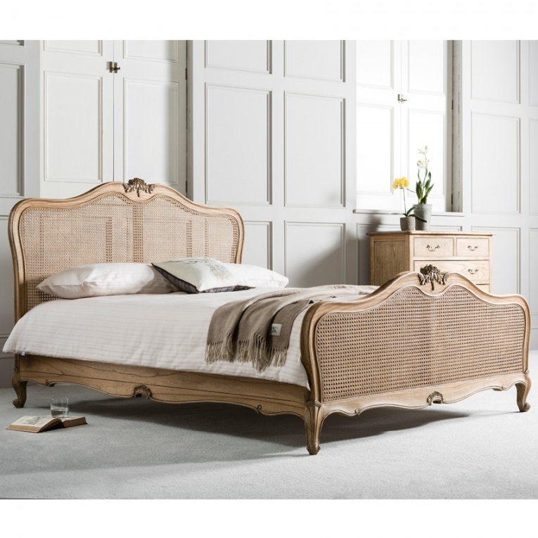 Gallery Gallery Chic 5' Kingsize Cane Bed Weathered
