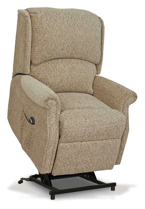 Celebrity Celebrity Regent Single Motor Riser Recliner Chair In Fabric