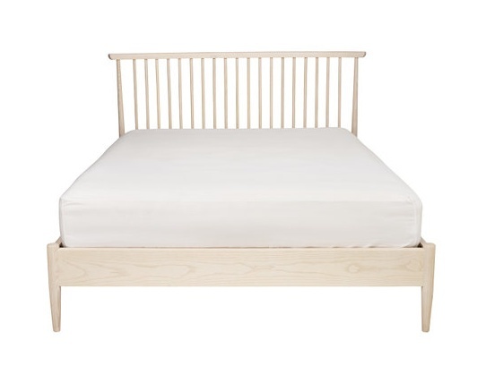 Ercol Ercol 3886 Salina Double Spindle Headboard Bed