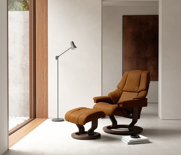Stressless Furniture Stressless Reno Chair and Stool with Classic Base