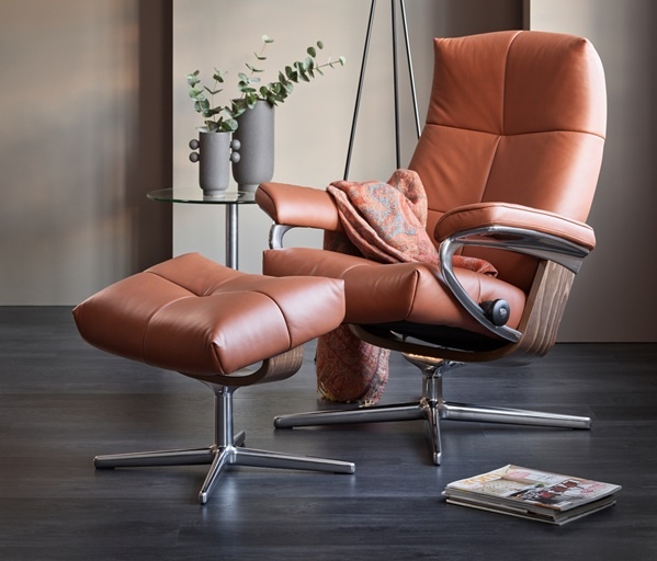 Stressless Furniture Stressless David Chair and Stool with Cross Base