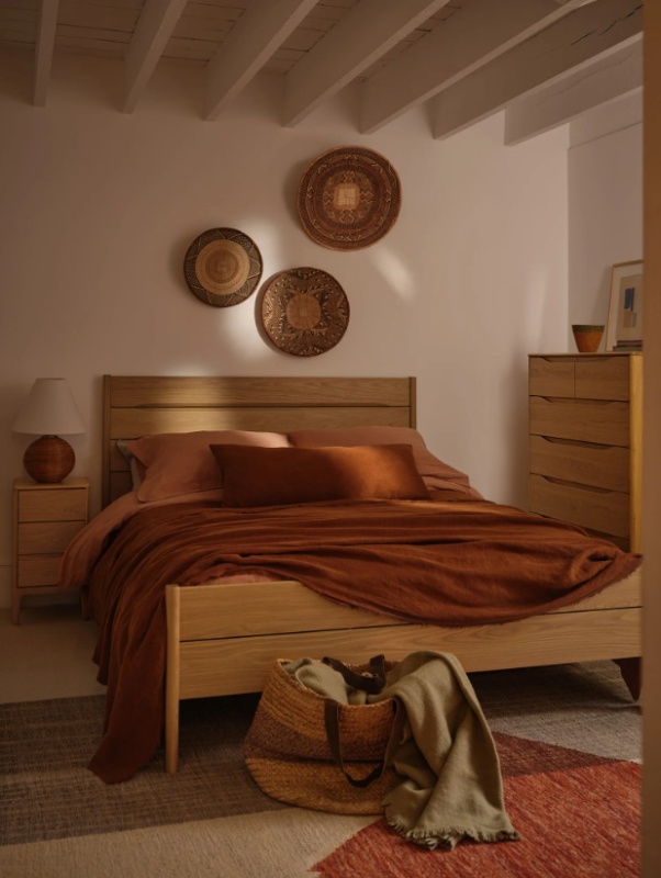 Ercol Ercol Rimini 3293 Super King Bed