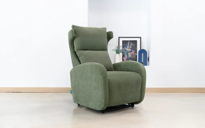 Fama Fama Kim Powerlift Rise & Recliner Chair