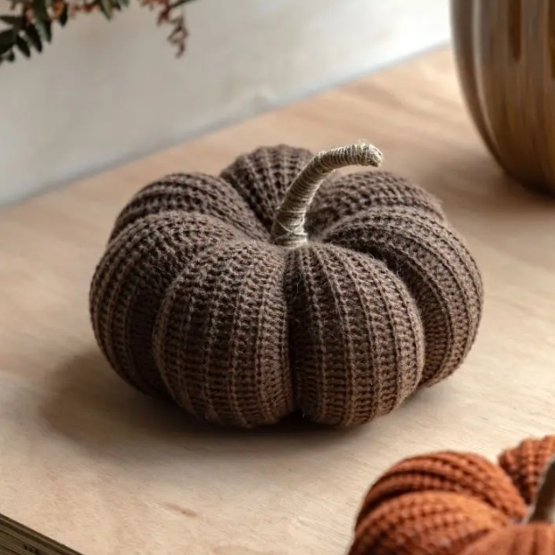 Gallery Direct Gallery Knitted Pumpkin Brown