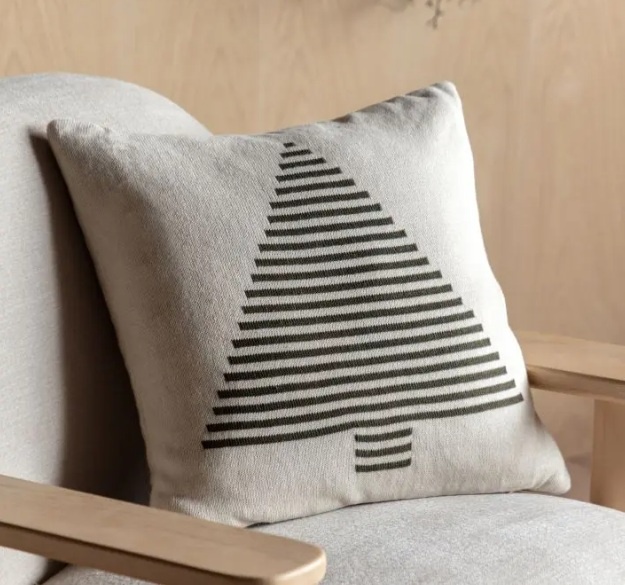 Gallery Direct Gallery Woodland Tree Knit Cushion